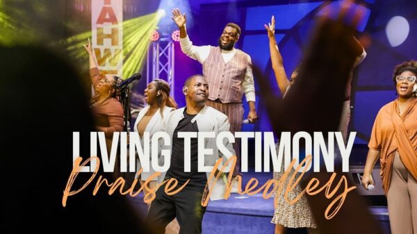  Living Testimony Praise Medley - Dare David